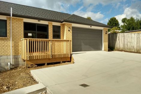 Photo of property in 668 Pakuranga Road, Howick, Auckland, 2010