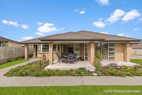 Photo of property in 40 Karo Street, Ruakaka, 0116