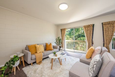 Photo of property in 35 Delhi Crescent, Khandallah, Wellington, 6035