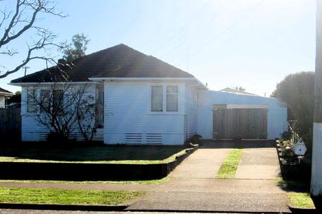 Photo of property in 8 Gloucester Road, Manurewa, Auckland, 2102