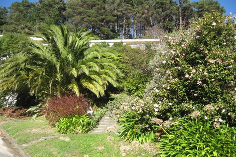 Photo of property in 40 Rona Street, Eastbourne, Lower Hutt, 5013