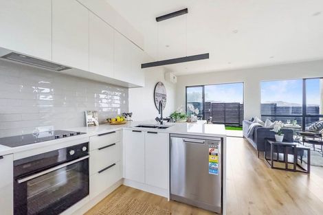 Photo of property in 18 Balthazar Road, Kumeu, 0810