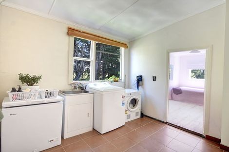 Photo of property in 1215 Centre Road, Henley, Outram, 9073