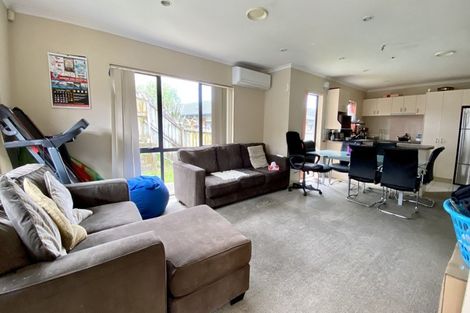 Photo of property in 17 Innisowen Place, Flat Bush, Auckland, 2019