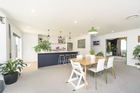 Photo of property in 3 Waimarama Court, Roslyn, Palmerston North, 4414