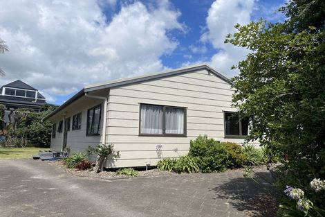Photo of property in 19a Taylor Road, Papamoa Beach, Papamoa, 3118