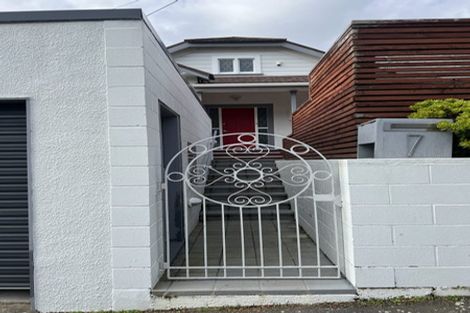 Photo of property in 7 Naughton Terrace, Kilbirnie, Wellington, 6022