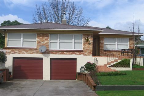 Photo of property in 19 Mack Place, Red Hill, Papakura, 2110