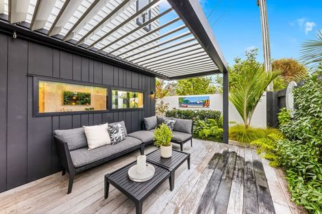 Photo of property in 3 Forest Glen, Orewa, 0931