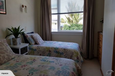 Photo of property in 313a Carrington Street, Vogeltown, New Plymouth, 4310