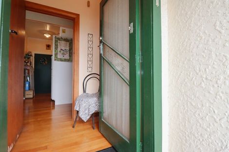 Photo of property in 3 Victoria Avenue, Dannevirke, 4930