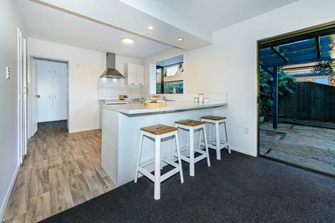Photo of property in 1/6 Kent Lodge Avenue, Avonhead, Christchurch, 8042