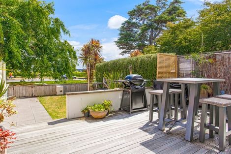 Photo of property in 16 Willow Camp Road, Takanini, 2112