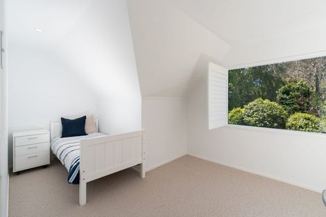 Photo of property in 5 Lavinia Grove, Waikanae Beach, Waikanae, 5036