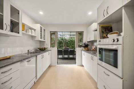 Photo of property in 3 Marbella Drive, Massey, Auckland, 0614