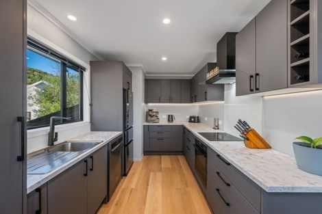 Photo of property in 90 Moana View Road, Waikawa, Picton, 7220