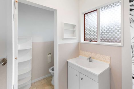 Photo of property in 77a Matai Street, Castlecliff, Whanganui, 4501