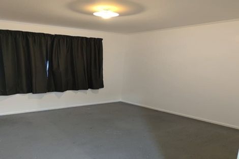 Photo of property in 2/20 Armada Drive, Ranui, Auckland, 0612