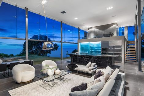 Photo of property in 76 Cliff Road, Torbay, Auckland, 0630