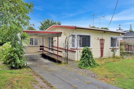 Photo of property in 77 Kirk Street, Otaki, 5512
