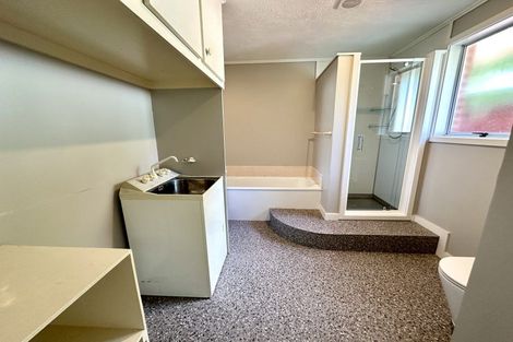 Photo of property in 9 Hamilton Street, Strathern, Invercargill, 9812