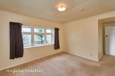 Photo of property in 34 Shamrock Street, Takaro, Palmerston North, 4412