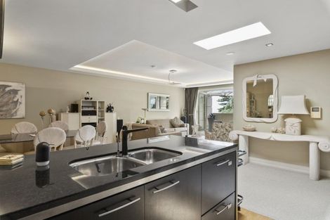 Photo of property in The Georgian, 13/8 Sidmouth Street, Mairangi Bay, Auckland, 0630