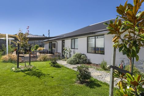 Photo of property in 35 Timsfield Drive, Lake Hawea, Wanaka, 9382