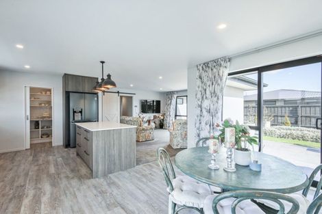 Photo of property in 4 Marcoola Drive, Rolleston, 7614