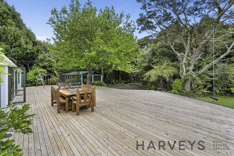 Photo of property in 192 Mountain Road, Henderson Valley, Auckland, 0612