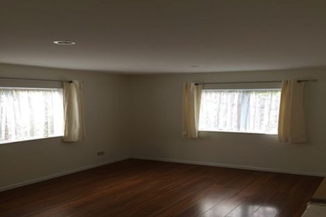 Photo of property in 27 Tonkin Drive, Sunnynook, Auckland, 0620