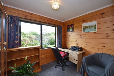 Photo of property in 16 Gretna Street, Heidelberg, Invercargill, 9812