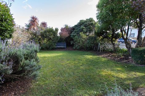 Photo of property in 6 Waterloo Street, Dannevirke, 4930