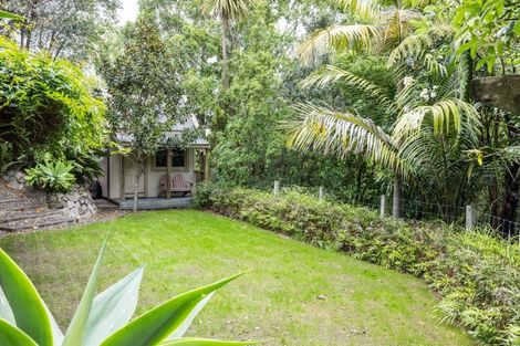 Photo of property in 4 Terrace Lane, Hospital Hill, Napier, 4110