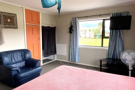 Photo of property in 15 Ohau Street, Dobson, Greymouth, 7805