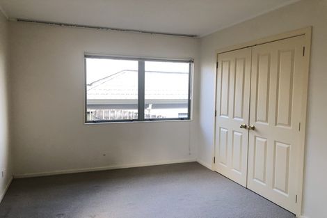 Photo of property in 726b East Coast Road, Pinehill, Auckland, 0632