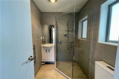 Photo of property in 271 Te Atatu Road, Te Atatu South, Auckland, 0610