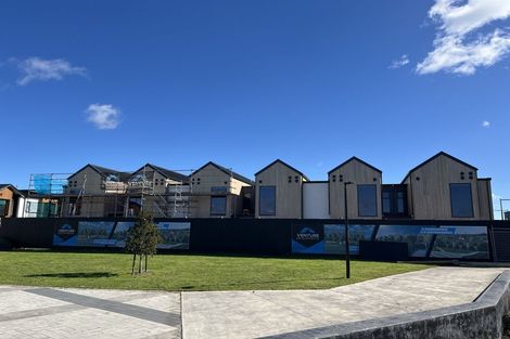 Photo of property in 1 Adzebill Court, Rototuna North, Hamilton, 3210