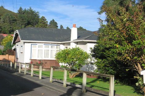 Photo of property in 38 Norton Park Avenue, Fairfield, Lower Hutt, 5011