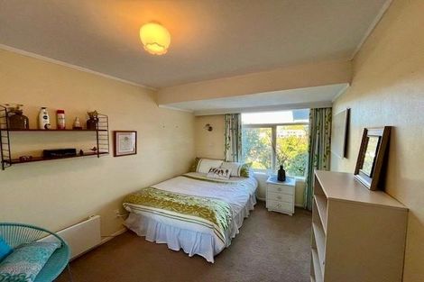 Photo of property in 18 Karachi Crescent, Khandallah, Wellington, 6035
