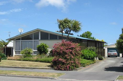 Photo of property in 5 Ansonby Street, Russley, Christchurch, 8042