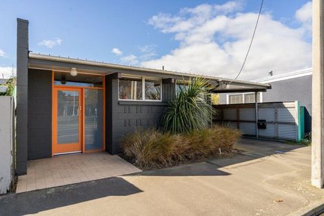 Photo of property in 15 Park Road, Carterton, 5713