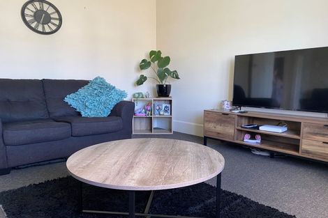 Photo of property in 37 Plunket Avenue, Petone, Lower Hutt, 5012
