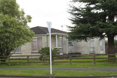 Photo of property in 2 Crosher Place, Silverdale, Hamilton, 3216