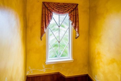 Photo of property in 147 Muritai Road, Eastbourne, Lower Hutt, 5013