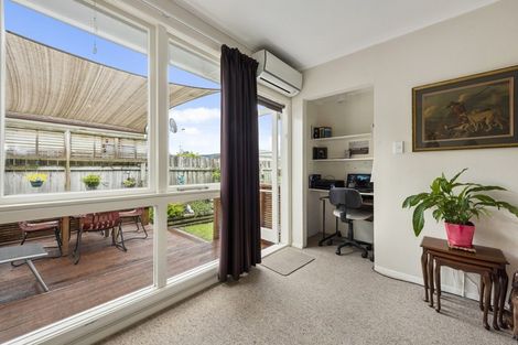 Photo of property in 1/15 Lane Street, Wallaceville, Upper Hutt, 5018