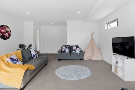 Photo of property in 265 Dickson Road, Papamoa Beach, Papamoa, 3118