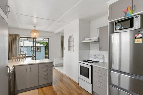 Photo of property in 71 Hewer Crescent, Naenae, Lower Hutt, 5011