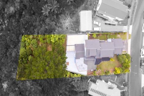 Photo of property in 27 Seymour Grove, Kingsley Heights, Upper Hutt, 5018