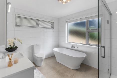 Photo of property in 82 Cliffs Road, Saint Clair, Dunedin, 9012